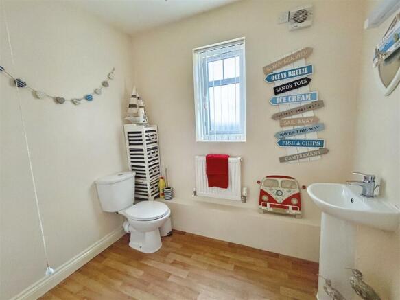 Downstairs wc.jpg