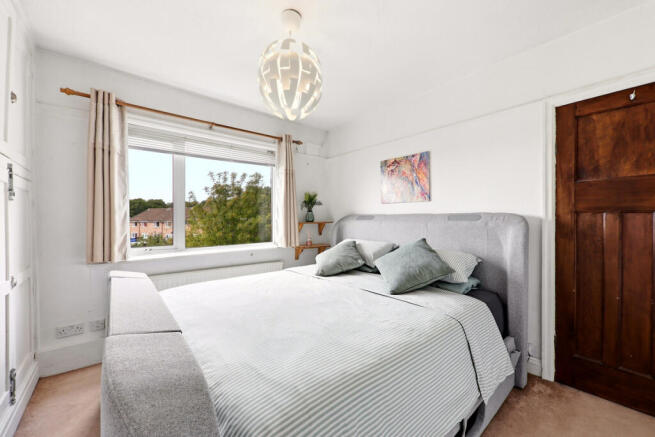 3 bed Terraced for sale Image 9