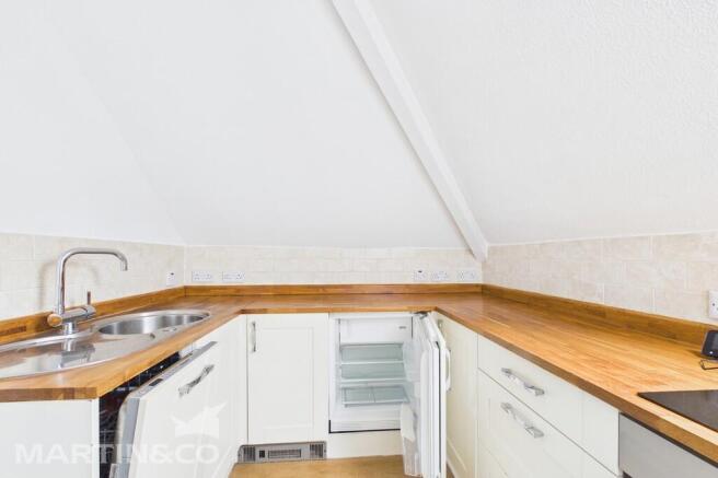 CAM01953G0-PR0099...