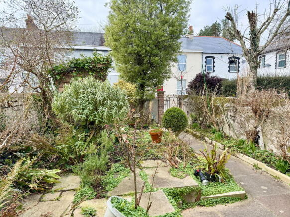 Photo 16