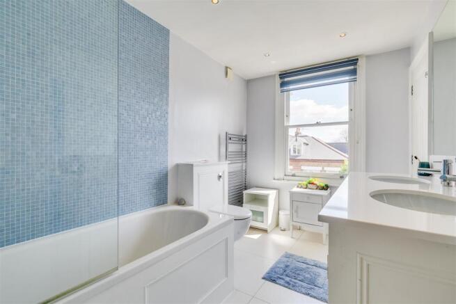 Burlington Gardens, W4 - FOR SALE