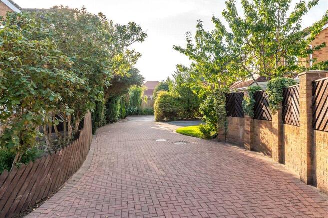 Approach To Driveway