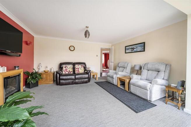St. Marys Close, Knockin, Oswestry. photo 4