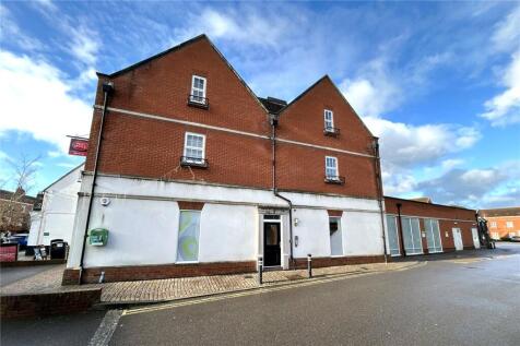 High Street, Odiham, Hook, Hampshire, RG29