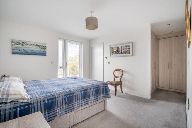 2 bed Penthouse for sale Image 6