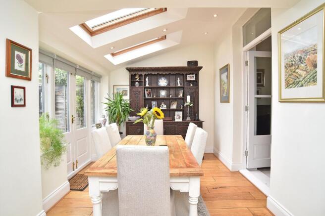 4 bed Terraced for sale Image 7