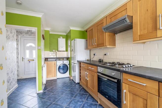 3 bed Terraced for sale Image 4