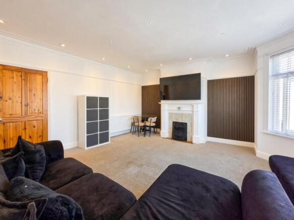 Richmond Avenue, Shoeburyness, Southend-On-Sea photo 4
