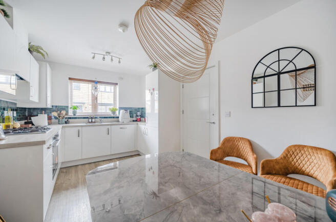 1363027-2-68ecf4a...