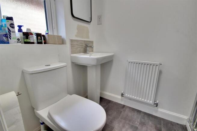 3 bed Semi-Detached for sale Image 8