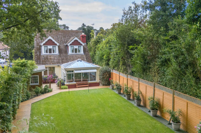 1345560-2-68b5454...