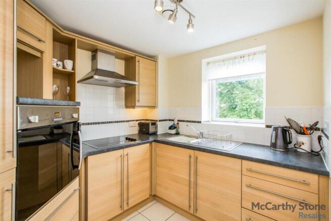 1 bed Apartment for sale Image 6