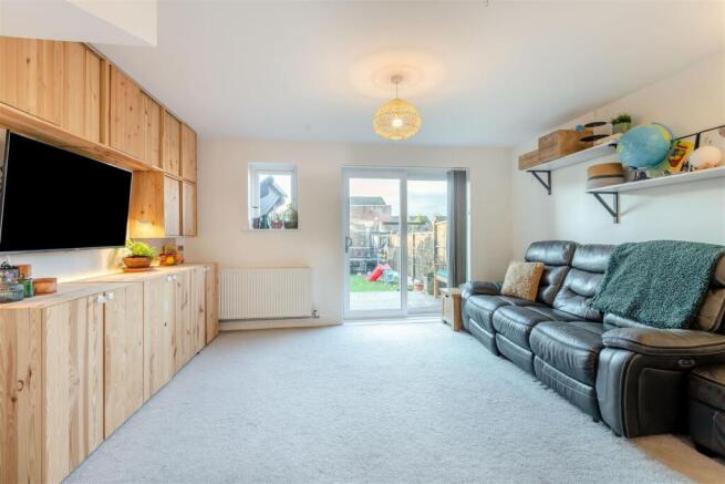 8672335-interior13.jpg