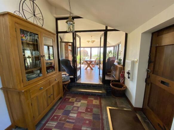 Dining Room.jpg