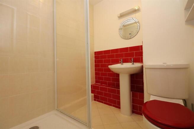 Shower Room.JPG