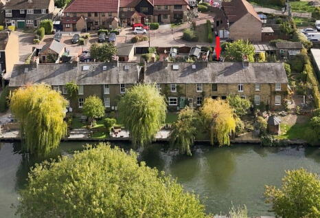 Riverside Cottages, Stanstead Abbotts