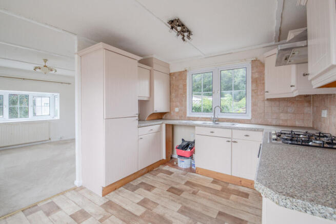 2 bed Bungalow for sale Image 5