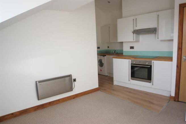 1 bed Flat to rent Image 6