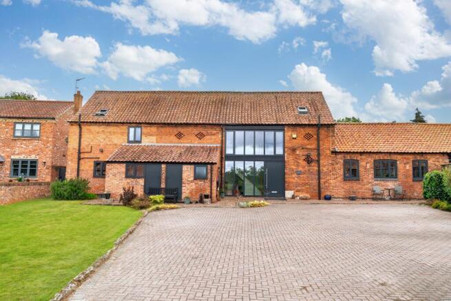 Heritage in Red Brick and pan tile