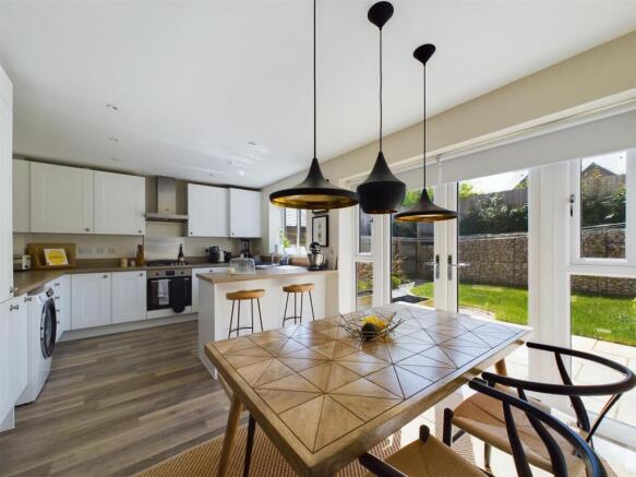 Superb Living Kitchen/Dining Room