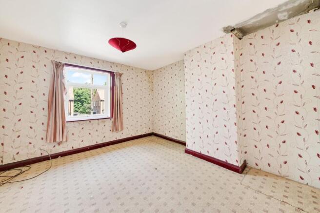 3 bed Terraced for sale Image 10