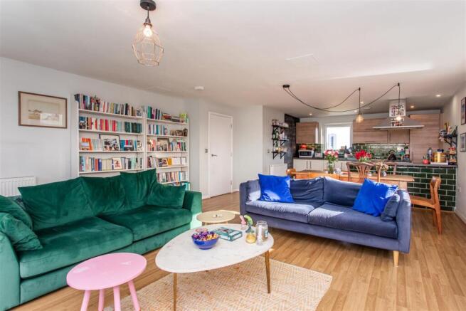 Open Plan Kitchen/Reception