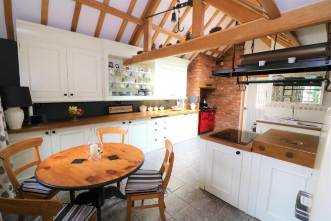 Kitchen/Breakfast Ro
