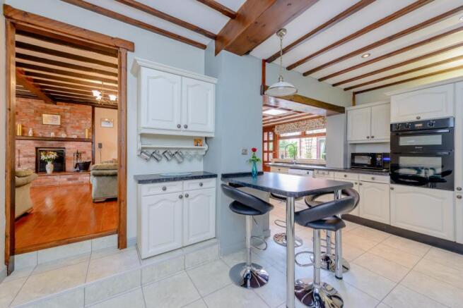 8384034-interior13-800.jpg