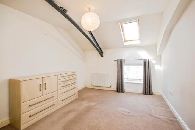 2 bed Apartment for sale Image 10