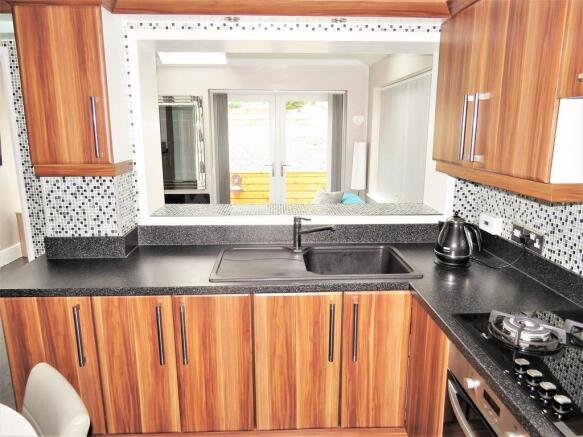 Kitchen dining ro...