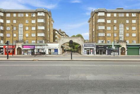 Streatham High Road, London