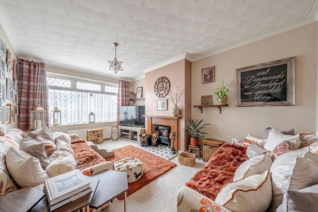 2 bed Bungalow for sale Image 4