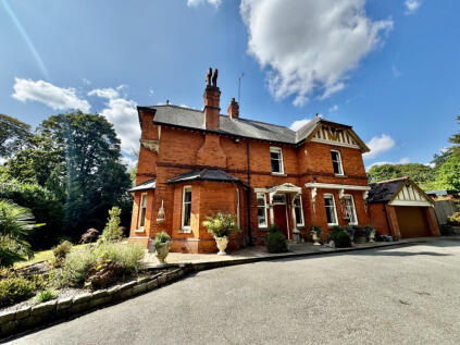 2 St. Marys Lane Louth LN11 0DT