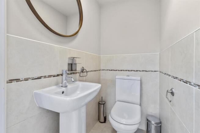 1 bed Apartment for sale Image 12