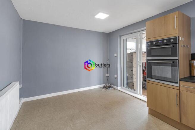 Miller Avenue, Mastin Moor, S43 photo 4