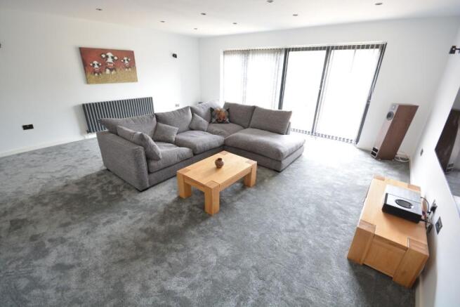 SITTING ROOM