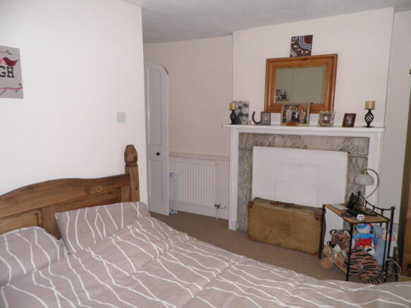 Photo 4