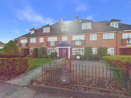 2, 41 Nelson Court, Kingsend, Ruislip HA4 7GF