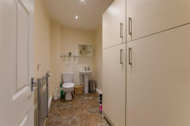 22 Keats Close-12.jpg