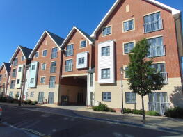 24, Pound House, St James's Street, Portsmouth PO1 3FF