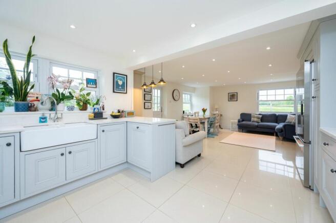 Kitchen / Dining Room