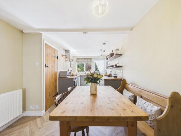 2 bed Terraced for sale Image 12