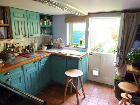 Cottage Style Kit...