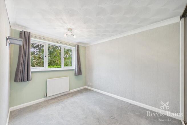 4 bed Detached for sale Image 9