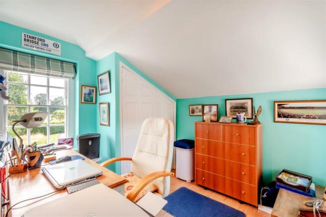 8562894-interior19v2.jpg