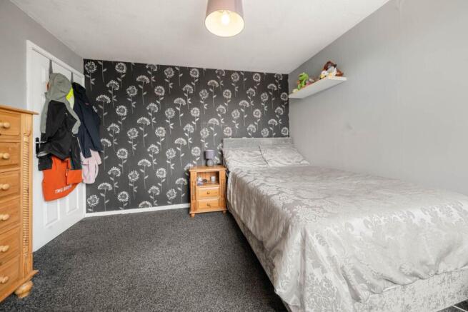 3 bed Semi-Detached for sale Image 12