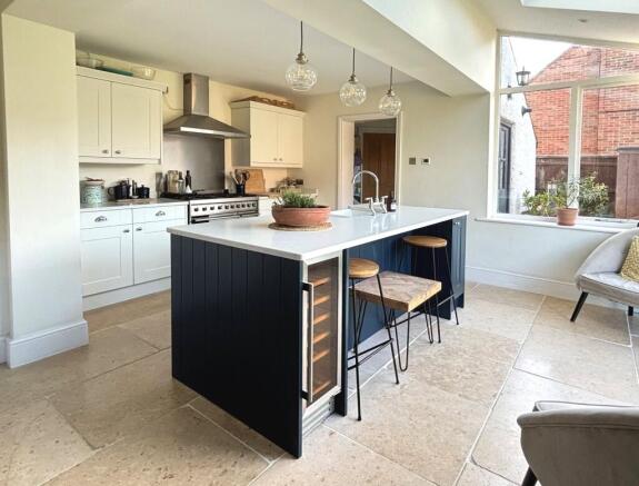 Kitchen 7