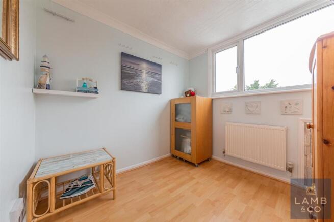 BEDROOM 3: