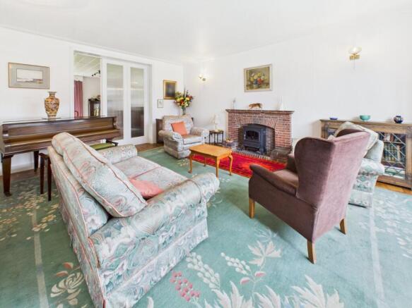 Formal Lounge