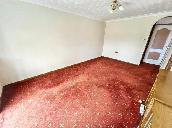 Manor Park Road, Corton photo 4